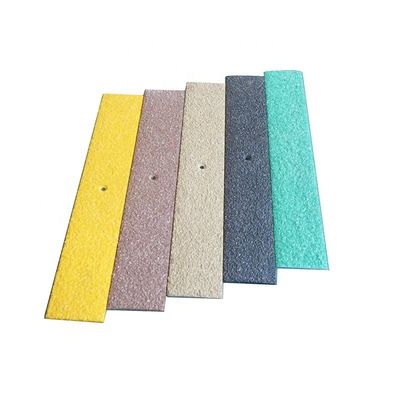 Strisce di FRP antiscivolo in colori personalizzati per applicazioni esterne ad angolo di plastica