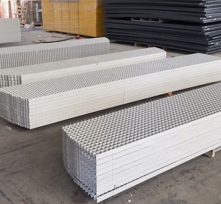 Griglie in FRP stampate resistenti alla corrosione per applicazioni industriali e commerciali
