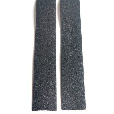 Striscia antiscivolo in fibra di vetro resistente allo slittamento per superfici sicure e protette nel Regno Unito