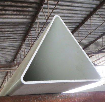 Palle triangolari in FRP Colonna in fibra di vetro Posti in GFRP con taglio di servizio di lavorazione liscia