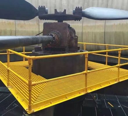 Servizio di taglio Piattaforma di lavoro in FRP con maniglia e scale resistenti alla corrosione