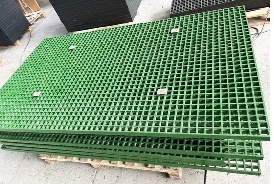 Griglia in fibra di vetro stampata ad alta resistenza 38x38mm GRP isolante