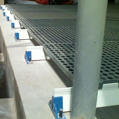 Servizio di stampaggio e anticorrosione di travi a traverso per pavimenti a penna di maiale
