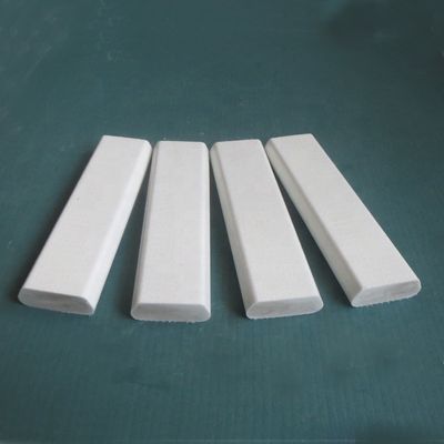 Barra di fibra di vetro trapezoidale ad alta resistenza per applicazioni industriali e di costruzione
