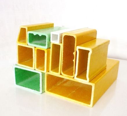 Fabbricazione a partire da legni di supporto quadrati con rivestimento antincorrosivo in fibra di vetro resistente