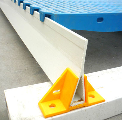 Servizio di taglio liscio 120 mm di altezza Fibra di vetro triangolare trave di supporto per pavimenti di pollame