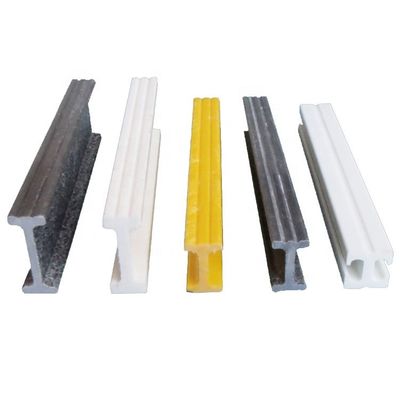 Esemplare di I-Beam in FRP a pultrusione protetta dai raggi UV personalizzati con specifiche personalizzate