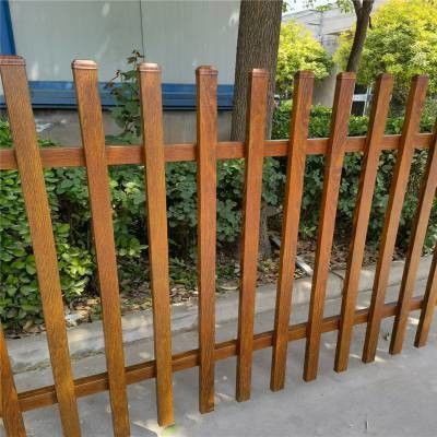 Profili di tubi compositi in fibra di vetro a grano di legno anti-corrosione per la struttura di pergola in FRP