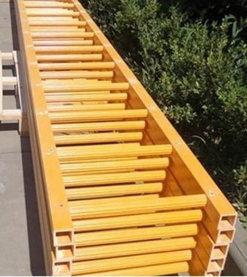 Scala di pultrusione rinforzata in fibra di vetro protetta dai raggi UV e tubo di maniglia con superficie liscia