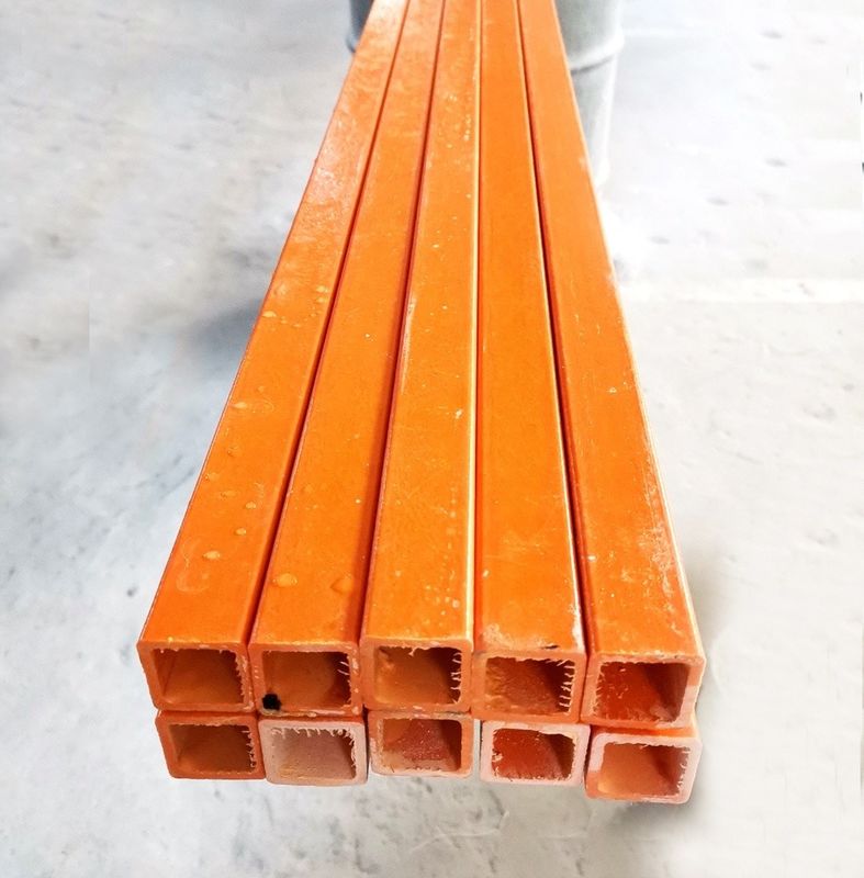 Strutture di taglio Confida in un profilo quadrato in fibra di vetro da 30 mm per prestazioni superiori